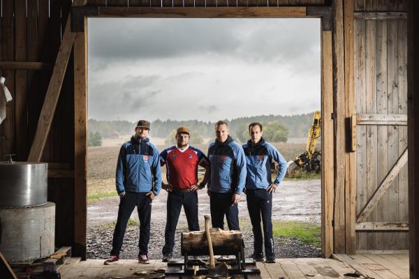Det norske landslaget forbereder seg for VM i TIMBERSPORTS® sammen med OL-legende Olaf Tufte.